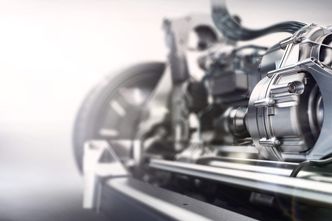 Bilen har motor foran og bak, og sies å yte 900 hestekrefter. Foto: Lucid Motors