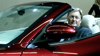 Henrik Fisker i en Fisker Karma. Foto: Per Erlien Dalløkken