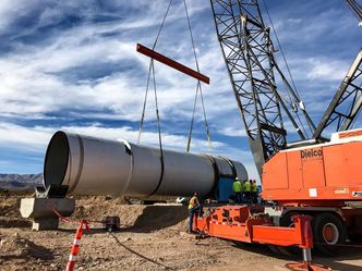 Etter planen skal H1-prototypen stå klar innen utgangen av første kvartal 2017. Foto: Hyperloop One