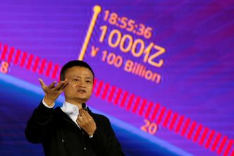 Alibaba-gründer og styreformann Jack Ma (52) blir jevnlig utropt til en av Asias rikeste menn. Han er god for over 34 milliarder dollar, ifølge Bloomberg. Her er IT-entreprenøren avbildet under et foredrag i Shenzhen, Kina for et par uker siden. Bilde: Bobby Yip, Reuters