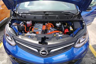 Under panseret på en Opel Ampera-e. Foto: Per Erlien Dalløkken