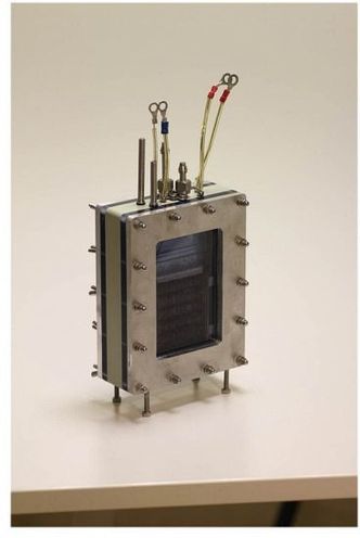 Prototypen av «battolysøren». Foto: Bernhard Weninger et. al, Efficient electricity storage with the battolyser, an integrated Ni-Fe battery and electrolyser, Energy & Environmental Science, 14.12.2016