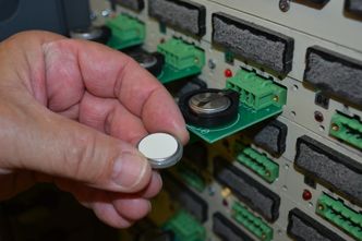 Dette batteriet er konstruert med litiummetallanode og faststoffelektrolytt, og utviklet av forskere ved University of Maryland. Foto: University of Maryland