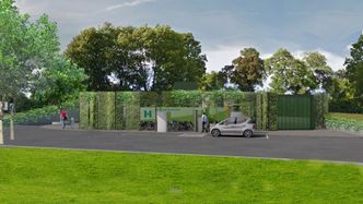 Høvik-stasjonen sett fra E18. Foto: Hyop