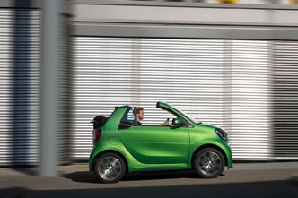 Smart Fortwo kommer i kabriolet-utgave. Foto: Daimler AG - Global Communication