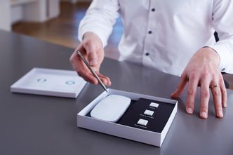 Startkit: Foreløpig har selskapet utviklet tre ulike sensortyper. Den fjerde er snart klar, men de har ideer til svært mange nye varianter. Foto: Disruptive Technologies