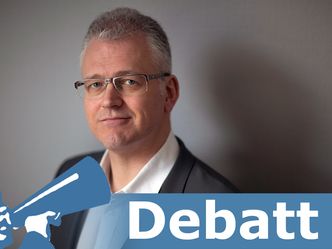 Roger Schjerva er sjeføkonom ved IKT-Norge. Han er utdannet sosialøkonom fra Universitetet i Oslo og har arbeidet i storting og regjering i 15 år, de åtte siste som statssekretær i Finansdepartementet (2005-2013). Foto: IKT-Norge