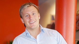 Daglig leder Ove Vik i Erate er veldig fornøyd med at Atea kjøper seg inn i selskapet. Erate omtales som en MVNE, det vil si "Mobile Virtual Network Enabler".
