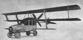 Curtiss Autoplane er sett på som det første forsøket på å lage en flyvende bil. Den ble utviklet av Glenn Curtiss i 1917. Foto: Flight magazine