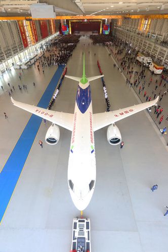 C919 er 38,9 meter langt og har et vingespenn på 35,8 meter. Foto: Comac