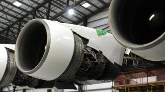 Stratolaunch har seks PW4000-motorer.