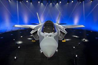 Japan mottok sitt første F-35A 22. september 2016. Dette og tre til ble bygget i USA. Foto: Beth Steel