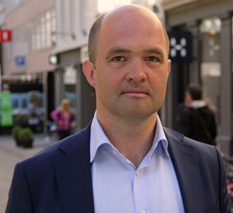Henrik Davidsson hos NTT Securitys mener det er overraskende at så mange bedriftsledere tror at GDPR ikke angår dem.. Foto: Harald Brombach