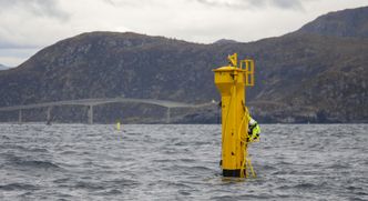 Montering av forbindelseshub for bølgekraftverket. Foto: W4P