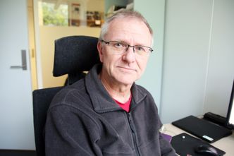 Mangler kunnskap: Seniorforsker Anders Ekeland ved Statistisk Sentralbyrå frykter ikke at digitalisering skal gi høy ledighet. Han begrunner det med at effektene blir dempet og forsinket av sviktende kunnskaper hos norske ledere både i privat og offentlig sektor. Foto: SSB