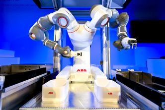 Yumi er en toarmet robot fra ABB. Foto: A. Pattenden/ABB