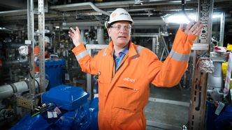 Bjørn Pedersen er byggeleder for drillingmodulen som Aibel bygger i Haugesund. Foto: Eirik Helland Urke