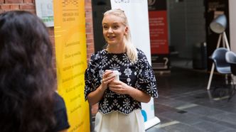 Maren Ytterdal Krogsrud skal studere Anvendt datateknologi til høsten. Foto: Mathias Klingenberg