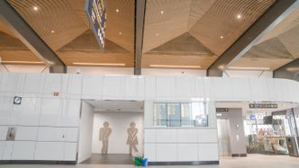 Et av toalettene, dette i sørenden av piren, hvor SAS' nye lounge også ligger. Foto:  Eirik Helland Urke