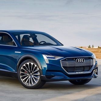 Konseptbilen e-Tron Quattro. En produksjonsutgave skal vises senere i år. Bilde: Audi