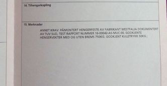 Vognkortet til bilen med merknad om tillatt tilhengerfeste. Foto: Arne Nakling