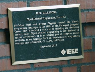 Selve IEEE Milestone-plaketten. Foto: Harald Brombach