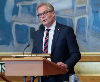 Hans Andreas Limi (FrP) mener det er grunn til å avgiftslegge tunge Teslaer. Foto: Åserud, Lise