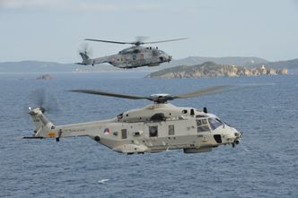 Alarmen gikk da det ble avdekket uvanlig mye korrosjon både på nederlandske (nærmest) og franske NH90-helikoptre som hadde operert til sjøs i2013. Bilde undefined:  NH Industries