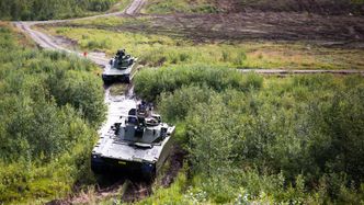 De første nye CV90-ene som ble levert i september 2015 på Setermoen. Foto:  Eirik Helland Urke