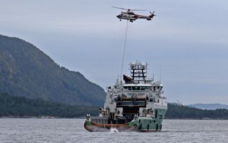 Dette AS332C Super Puma-helikopteret kommer også til å brukes til helikopterberedskapen for politiet i Nord-Norge. Bilde: Kystverket