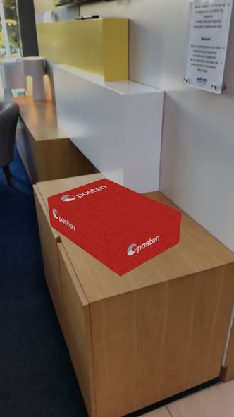 Du kan se hvor stor pakken er og plassere den i rommet – eller for eksempel sjekke om den får plass i bagasjerommet før du henter den. Foto: Posten