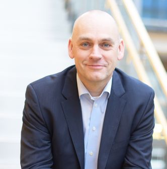 Bjørn Ivar Moen hos Telenor. Bilde: Pressebilde