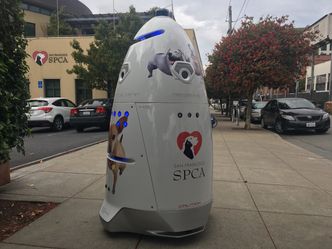 Denne roboten patruljerte gatene. SF SPCA kalte roboten for K9 ("canine", som i en hund). Men det korrekte navnet på selve robottypen er altså K5. Bilde:  Knightscope