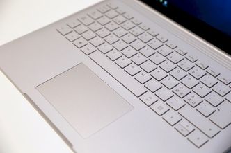 Tastaturet og pekeplaten er etter vår mening meget bra. Foto: Kurt Lekanger, Digi.no