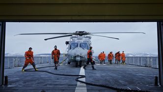 Et norsk NH90 ombord på kystvaktfartøyet KV Senja i februar 2016. Bilde: Torgeir Haugaard / Forsvaret