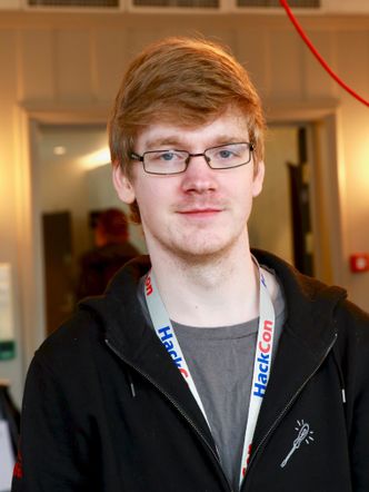 Simen Linderud vant Master of Cyber Security i 2018. Også i år konkurrerer han helt i toppen – og er en av de 33 som klarte å svare riktig på alle spørsmål i første runde. Foto: Kurt Lekanger