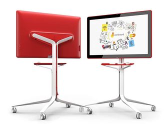 Jamboard er Googles interaktive tavle. Skjermen kommer i fargene rød, blå eller grå. Foto: Google