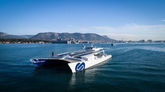 Energry Observer ved La Seyne i Frankrike. Foto:  Energy Observer