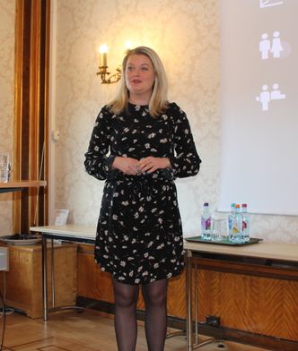 Rikke Kyllenstjerna i Postnord minner om at det er viktig at netthandelsaktører tenker på logistikken. Foto: Caroline M. Svendsen