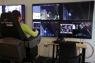 ROV-simulatoren gir oversikt over det som skjer under vann, med utgangspunkt i eksisterende 3D-modeller av havbunn og konstruksjoner. Foto: OSC