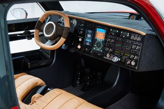 Interiøret er delvis bil og delvis fly. Foto: Jerome Wassenaar