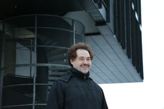 UiO-professor Roman Vitenberg ser en lys framtid for blokkjeder - langt der framme. Foto: Gunhild M . Haugnes/UiO. Lisens