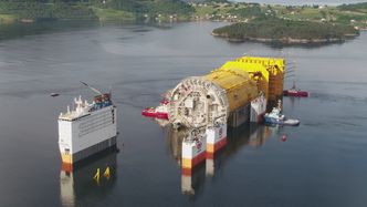 Understellet til Aasta Hansteen ankom liggende. Foto:  Espen Rønnevik/Statoil