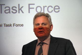 Tom Røtjer har ledet Hydros interne ekspertgruppe som har gransket hva som skjedde Alunorte-anlegget under og etter ekstremværet i februar. Bilde:  Tore Stensvold