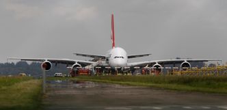 QF32 etter nødlandingen på Changi lufhavn i Singapore. Bilde:  Reuters