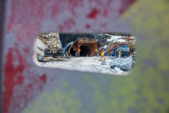 Inngangen fra Hjartdal-siden. Foto:  Mathias Klingenberg