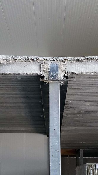 Bjelkene var boltet fast til søylene med fire bolter gjennom endeplaten. Foto: 3D Structural Design