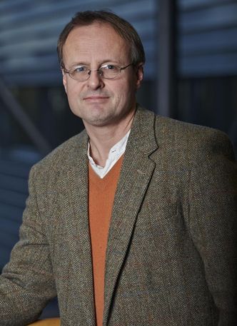 Håkon Wium Lie er en av de to hovedansvarlige bak Rettspraksis.no, som nå har blitt saksøkt av Lovdata. Foto: Opera Software