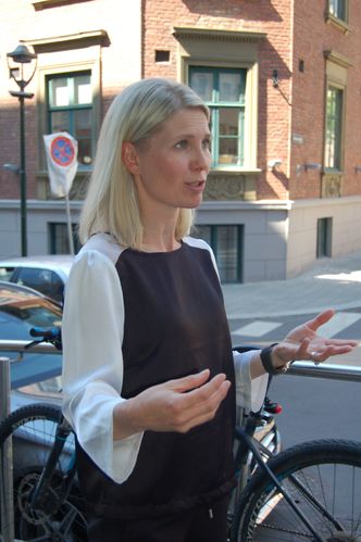 Seniorforsker Yrr Mørch antyder at medisinen kan være klar og 10-15 år. Foto: Erik Tunstad