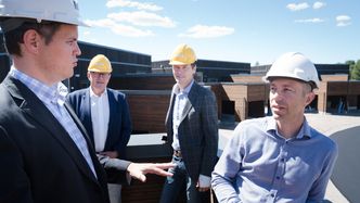 Fra venstre: Ruben D. Hansen, daglig leder i Arca Nova, Per Bolstad, daglig leder i Fredrikstad Fjernvarme, Morten Hagen, markedssjef i Smart Energi og Terje Andre Wahlstrøm, teknologidirektør i E2U. Foto:  Eirik H. Urke